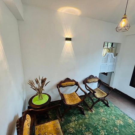 The Urban Hideout Διαμέρισμα Νουβάρα Ελίγια Εξωτερικό φωτογραφία
